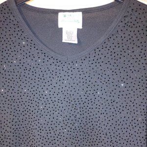 Quacker Factory oversized L Black Bugle Bead Tee